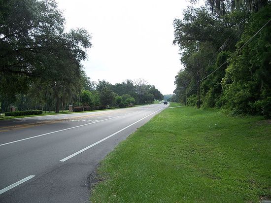 Автомагистраль SR52, подъезд к муниципалитету с восточной части
