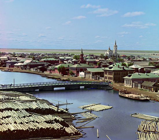Вид на Тобольск с колокольни Преображенской церкви. Фотография 1912 г. С. М. Прокудина-Горского