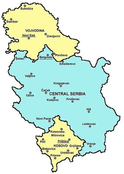 Жёлтый (сверху) — Воеводина, Бирюзовый — Центральная Сербия, Жёлтый (снизу) — Косово и Метохия