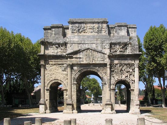 Триумфальная арка в Оранже