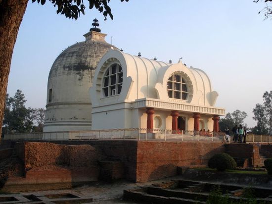 Храм Паринирвана и Ступа Паринирвана, Кушинагар