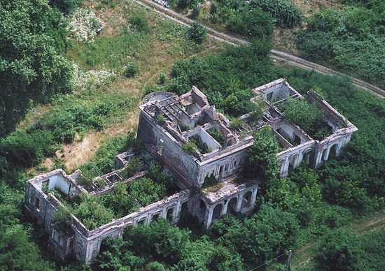 Руины замка Сечени