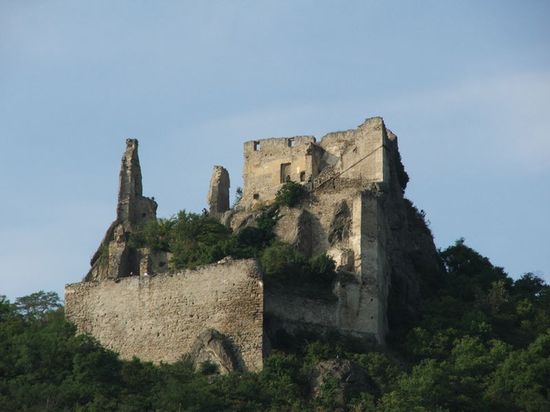 Руины замка Кюнрингенбург