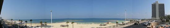 Тель-Авивский пляж (панорама)