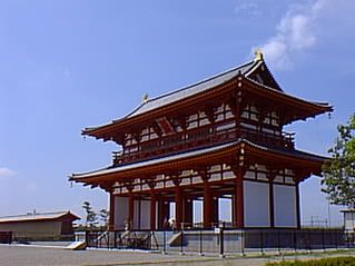 Главные ворота столицы Хейдзё-кё.