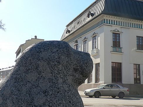 Памятник сайменской нерпе