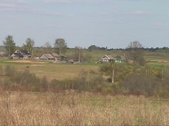 Вид с западного берега р. Тьма, кадр видеосъёмки 2009 г.