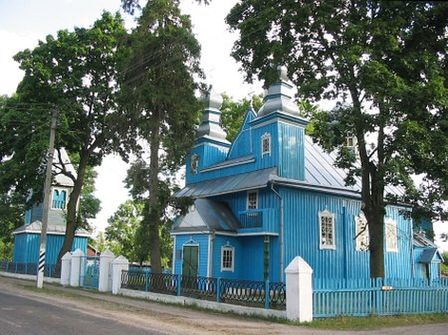 Церковь св. Параскевы Пятницы.   Фото: А. Дыбовский, июль 2005 г.