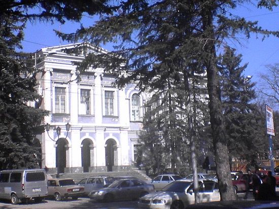 Дореволюционный Городской совет 1842 года архитекторы братья Бернадацци