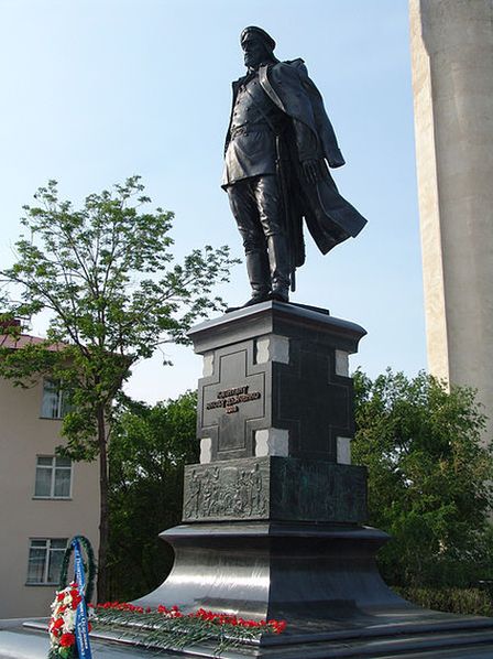 Хабаровск. Памятник капитану Дьяченко