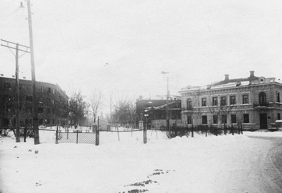 Александровская (банковская) площадь (1935).