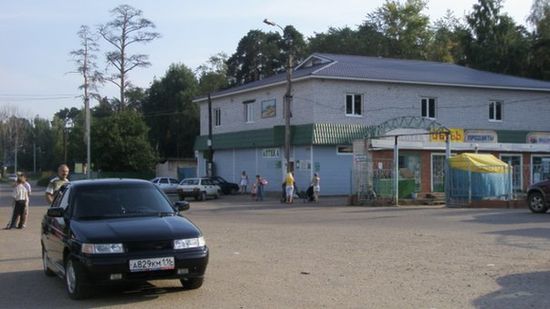 Привокзальная площадь и конечная остановка «Станция Васильево»