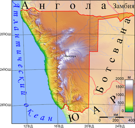 Основную часть Намибии составляют возвышенности, занимающие центр страны. Там находится высочайшая точка (гора Кёнигштайн (Брандберг), 2 606 м). С запада центральное плато ограничено пустыней Намиб, выходящей к Атлантическому океану, с юга — рекой Оранжевой, с востока — 20 м и 21 м градусом восточной долготы и пустыней Калахари. Полоса Каприви и крайний север страны заняты джунглями.